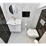 With Private Pool For 6 People In Oeluedeniz