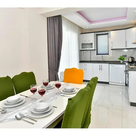 With Private Pool For 6 People In Oeluedeniz * Fethiye