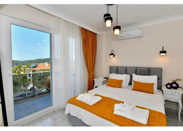 With Private Pool For 6 People In Oeluedeniz * 费特希耶