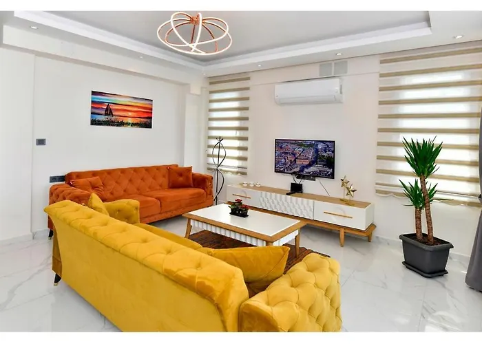 Villa With Private Pool For 6 People In Oeluedeniz